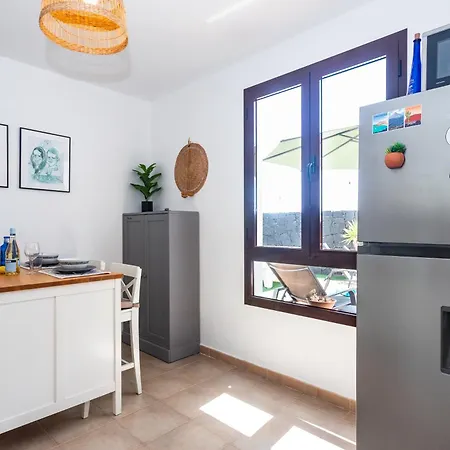 Oliral Playa Blanca (Lanzarote)