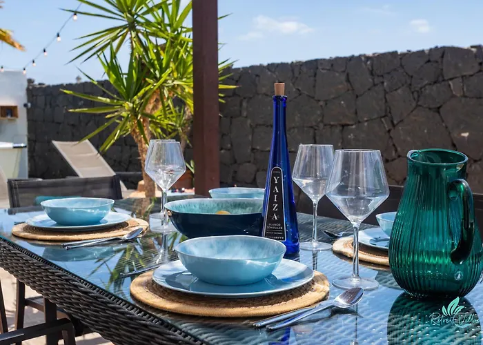 فيلة Oliral بلايا بلانكا